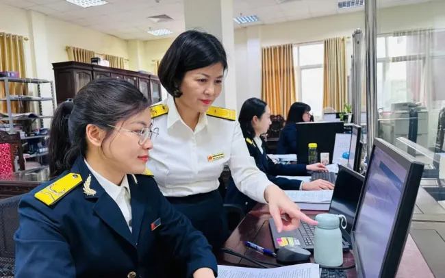 Tăng cường hướng dẫn thực hiện hóa đơn điện tử