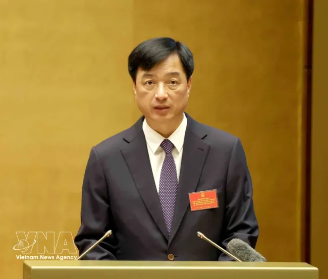 Politburo member, Secretary of the Party Central Committee and Chairman of its Organisation Commission Nguyen Duy Ngoc speaks at the national conference to disseminate and implement the resolution of the second meeting of the 14th Party Central Committee. (Photo: VNA)