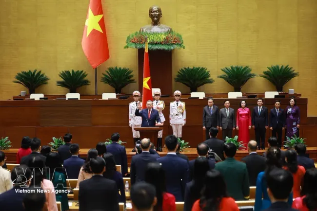 State President To Lam takes the oath of office on April 7, 2026. (Photo: VNA)