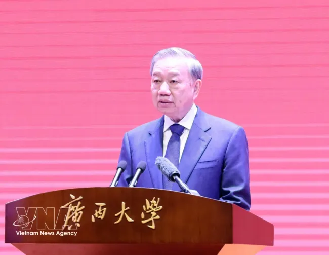 General Secretary and State President To Lam speaks at the relic site of Nanning Yucai School in Guangxi, China (Photo: VNA)
