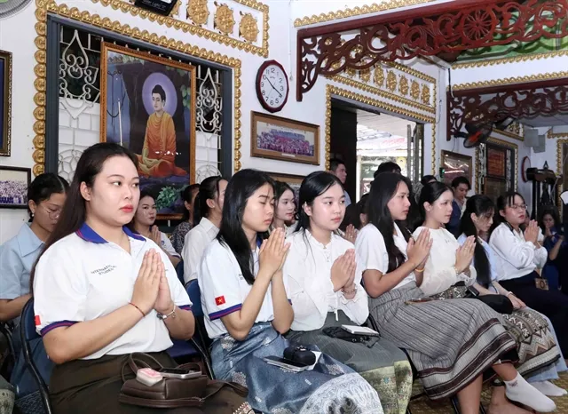 Students and members of the Cambodian, Lao and Thai communities living, studying and working in HCM City attend the celebration on Saturday in HCM City. — VNA/VNS Photo
