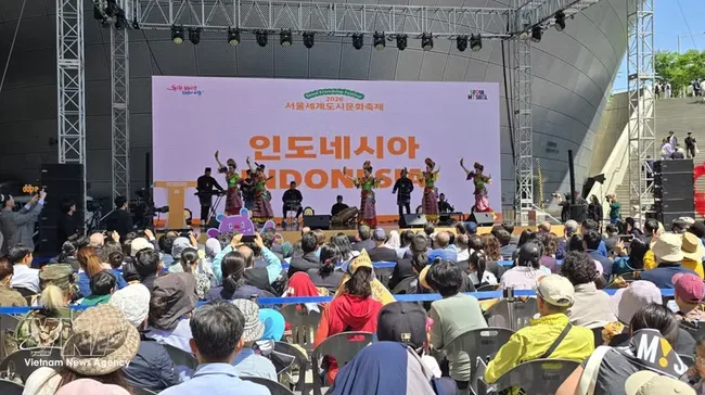 The Seoul Friendship Festival 2026 takes place at the Dongdaemun Design Plaza on May 9-10. (Photo: VNA)