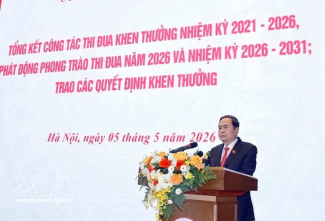 Chairman of the National Assembly Tran Thanh Man speaks at the conference reviewing emulation and commendation activities during the 2021–2026 term, and launching the emulation movement for 2026 and the 2026–2031 period. (Photo: VNA)