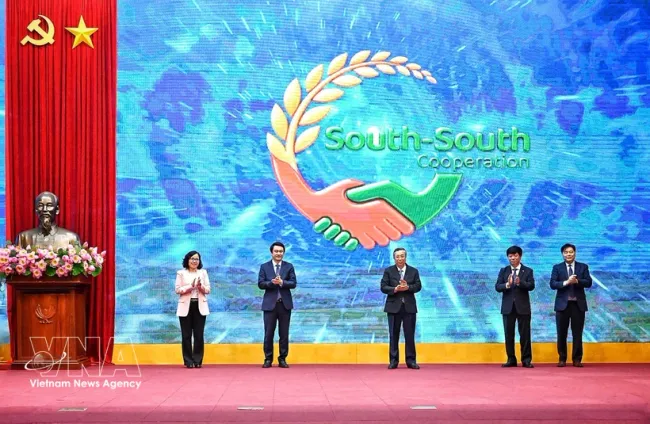 At the ceremony to launch the Working Group on South-South cooperation in agriculture in Hanoi on May 29. (VNA)
