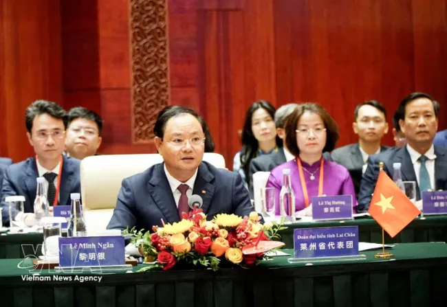 Secretary of the Party Committee of Lai Chau and Chairman of the provincial People’s Council Le Minh Ngan speaks at the conference (Photo: VNA)