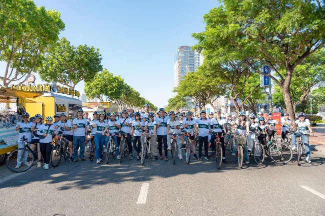 More than 60 Carlsberg Vietnam employees and leaders joined the 
