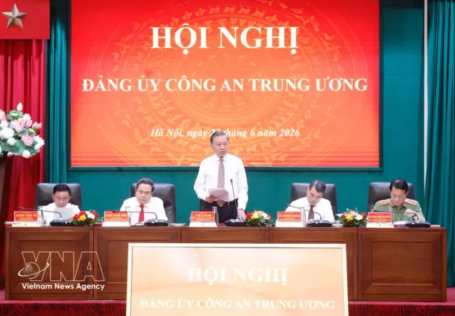 Party General Secretary and State President To Lam speaks at the conference (Photo: VNA)