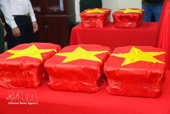 Biological samples collected from unidentified war martyrs' remains in the southern province of Ca Mau. (Photo: VNA)