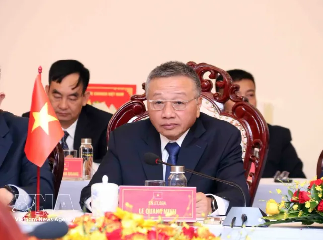 Senior Lieutenant General Le Quang Minh, Deputy Director of the General Department of Politics under the Vietnam People's Army (Photo: VNA)