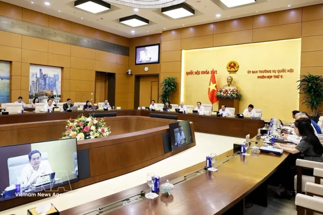 National Assembly President Tran Thanh Man speaks at the 5th session of the NA Standing Committee on August 17. (Photo: VNA)