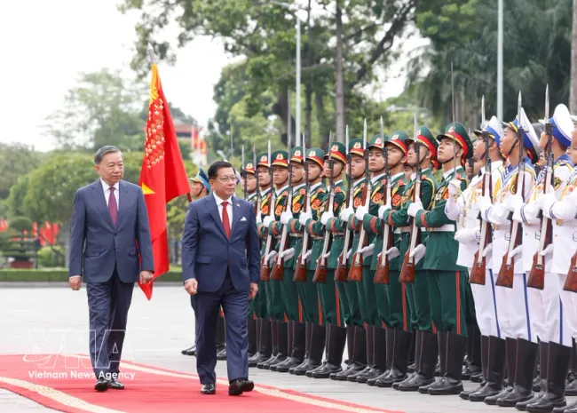 General Secretary of the Communist Party of Vietnam (CPV) Central Committee and President To Lam chairs the official welcome ceremony for Myanmar President Min Aung Hlaing in Hanoi on September 5, 2026. (Photo: VNA)