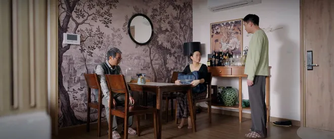 Cặp đ&ocirc;i Những chặng đường bụi bặm v&agrave; cuộc gặp lại bất ngờ trong Cầu vồng ở ph&iacute;a ch&acirc;n trời- Ảnh 12.