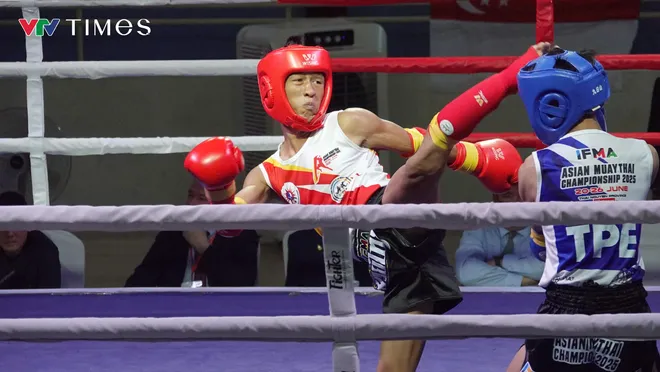 16 chiến thắng, 21 trận chung kết: Tuyển Việt Nam tạo dấu ấn tại Giải vô địch Muay Châu Á 2025- Ảnh 5. 16 chiến thắng, 21 trận chung kết: Tuyển Việt Nam tạo dấu ấn tại Giải vô địch Muay Châu Á 2025- Ảnh 5.