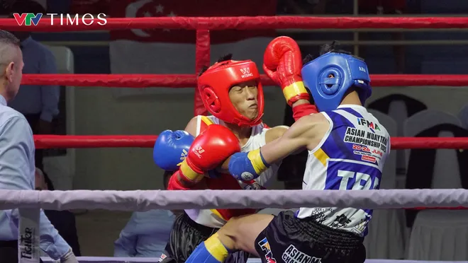 16 chiến thắng, 21 trận chung kết: Tuyển Việt Nam tạo dấu ấn tại Giải vô địch Muay Châu Á 2025- Ảnh 4. 16 chiến thắng, 21 trận chung kết: Tuyển Việt Nam tạo dấu ấn tại Giải vô địch Muay Châu Á 2025- Ảnh 4.