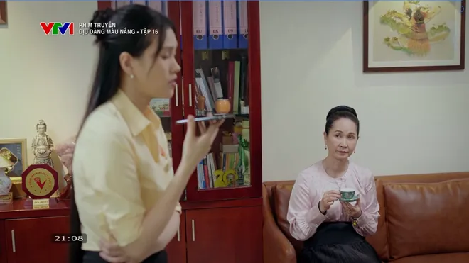 Dịu dàng màu nắng - Tập 16: Bắc sập bẫy sắp mất việc - Ảnh 1.