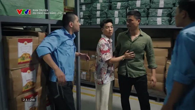 Dịu dàng màu nắng - Tập 16: Bắc sập bẫy sắp mất việc - Ảnh 10.