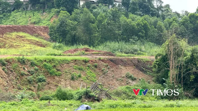 Mưa bão suối Đạo “kêu cứu” ruộng đất bị nuốt chửng, ô nhiễm rình rập - Ảnh 7.