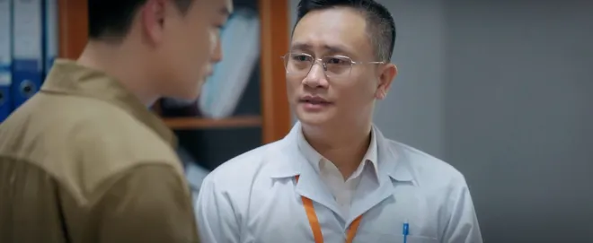 Cầu vồng ở ph&iacute;a ch&acirc;n trời - Tập 8: &Ocirc;ng Dũng chốt cửa nhốt người gi&uacute;p việc lại để đi chơi- Ảnh 5.