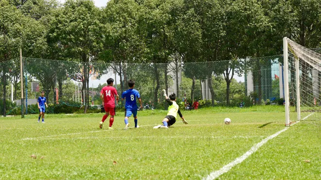Gần 5.000 cầu thủ tham dự Giải bóng đá cộng đồng ở Bình Dương- Ảnh 3. Gần 5.000 cầu thủ tham dự Giải bóng đá cộng đồng ở Bình Dương- Ảnh 3.