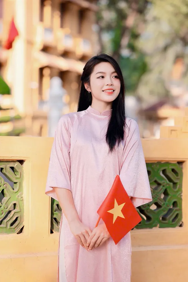 Libero Hà Kiều Vy: Gương mặt "gây thương nhớ" tại VTV Ferroli Cup 2025- Ảnh 7.