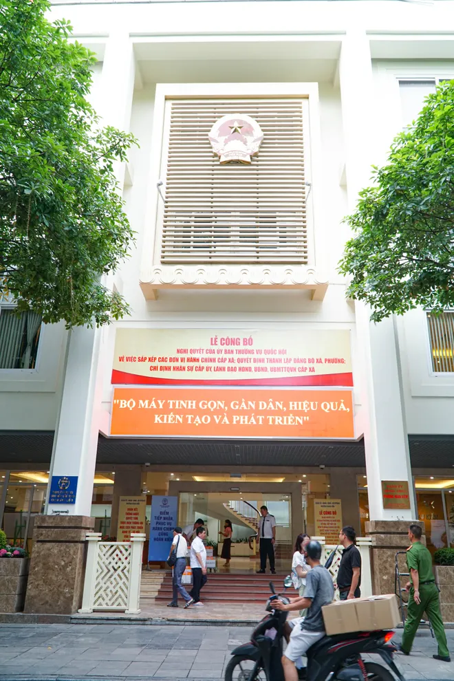 Trụ sở các xã, phường mới tại Hà Nội sẵn sàng cho thời khắc lịch sử- Ảnh 19. Trụ sở các xã, phường mới tại Hà Nội sẵn sàng cho thời khắc lịch sử- Ảnh 19.