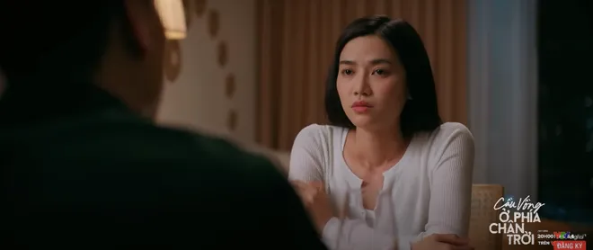 Cầu vồng ở ph&iacute;a ch&acirc;n trời - Tập 10: Tuấn - Oanh uống rượu t&acirc;m sự, nảy sinh t&igrave;nh cảm- Ảnh 2.