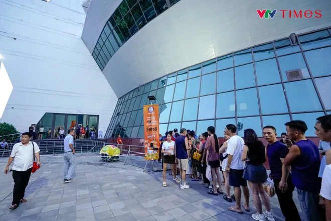 Đánh bại ĐT Việt Nam sau 5 set đấu điên rồ, CLB Korabelka bảo vệ thành công chức vô địch VTV Cup- Ảnh 9. Đánh bại ĐT Việt Nam sau 5 set đấu điên rồ, CLB Korabelka bảo vệ thành công chức vô địch VTV Cup- Ảnh 9.