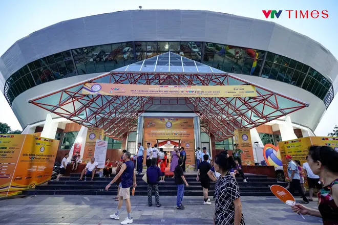 Đánh bại ĐT Việt Nam sau 5 set đấu điên rồ, CLB Korabelka bảo vệ thành công chức vô địch VTV Cup- Ảnh 7. Đánh bại ĐT Việt Nam sau 5 set đấu điên rồ, CLB Korabelka bảo vệ thành công chức vô địch VTV Cup- Ảnh 7.