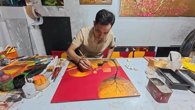 Nghệ nhân Hà Thái nỗ lực giữ nghề tranh sơn mài truyền thống - Ảnh 5.