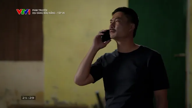 Dịu dàng màu nắng - Tập 26: Phong thành công, bà Hà miệng nói cười nhưng lòng chẳng vui - Ảnh 15.