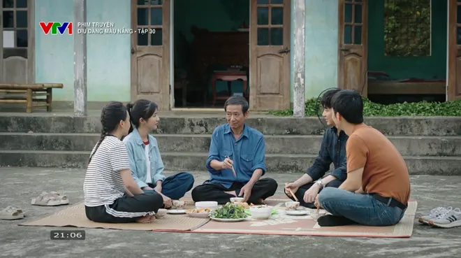 Dịu dàng màu nắng - Tập 30: Tình cảm Phong - Xuân chớm nở - Ảnh 1.
