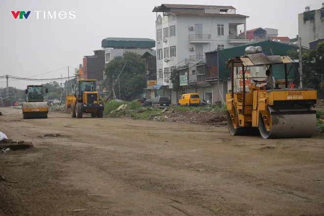 Tái khởi động Vành đai 2,5 đoạn Đầm Hồng – QL1A: Không khí thi công đã “nóng” trở lại - Ảnh 1.