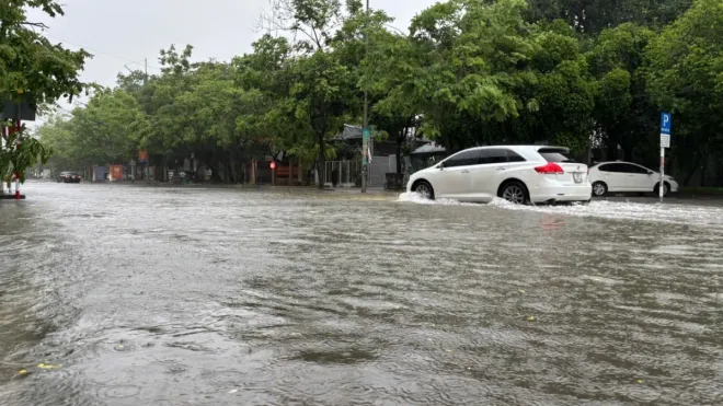 Thanh Hóa: Lũ trên sông Yên khả năng đạt báo động 1 vào trưa nay (22/7) - Ảnh 2.