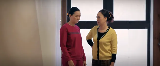 Cầu vồng ở phía chân trời - Tập 16: Sợ "ngày tàn" sắp đến, chị Ngà phá chuyện tình cảm của chủ- Ảnh 2. Cầu vồng ở phía chân trời - Tập 16: Sợ "ngày tàn" sắp đến, chị Ngà phá chuyện tình cảm của chủ- Ảnh 2.