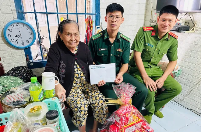 Lâm Đồng: Các hoạt động " Đền ơn đáp nghĩa " được triển khai, sâu rộng - Ảnh 5.
