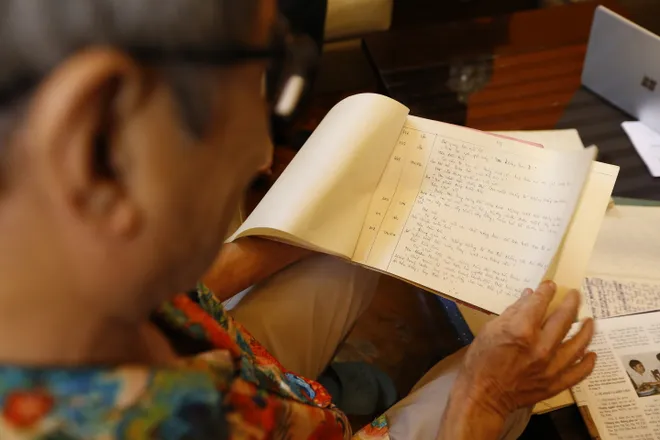 NSƯT Tất Bình hé lộ chuyện hậu trường “Những người sống bên tôi” sau 30 năm - Ảnh 4.