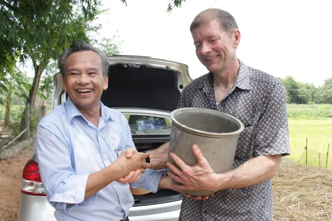 Tom Wilber: Người kết nối giữa qu&aacute; khứ v&agrave; hiện tại - Ảnh 2.