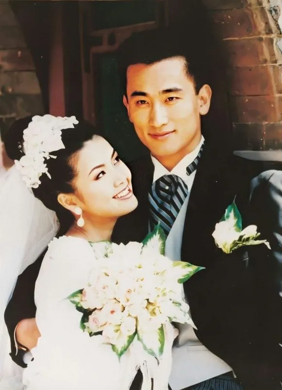 Cha In Pyo l&ecirc;n tiếng về tin đồn thừa kế 300 tỷ USD v&agrave; định kiến người "ngậm th&igrave;a v&agrave;ng" - Ảnh 4.