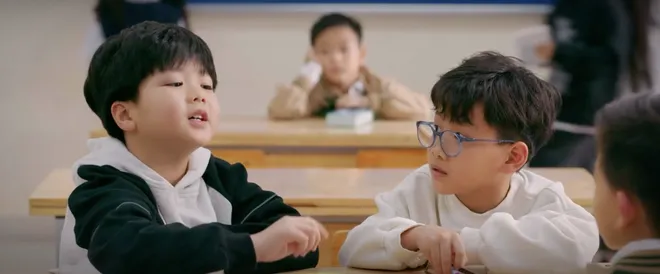 Cầu vồng ở ph&iacute;a ch&acirc;n trời - Tập 20: &Ocirc;ng Dũng lại khiến cả nh&agrave; hoảng loạn  - Ảnh 1.