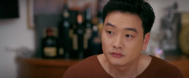 Cầu vồng ở ph&iacute;a ch&acirc;n trời - Tập 20: &Ocirc;ng Dũng lại khiến cả nh&agrave; hoảng loạn  - Ảnh 8.