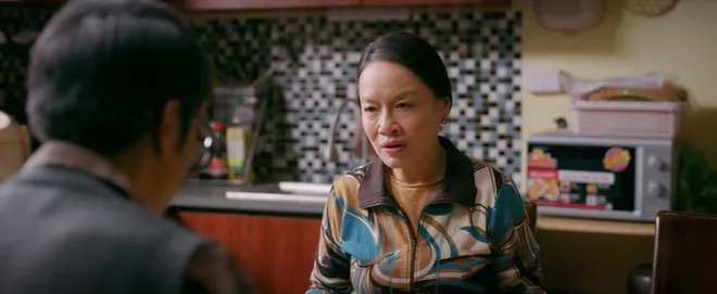 Cầu vồng ở ph&iacute;a ch&acirc;n trời - Tập 20: &Ocirc;ng Dũng lại khiến cả nh&agrave; hoảng loạn  - Ảnh 18.