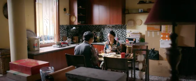 Cầu vồng ở ph&iacute;a ch&acirc;n trời - Tập 20: &Ocirc;ng Dũng lại khiến cả nh&agrave; hoảng loạn  - Ảnh 17.