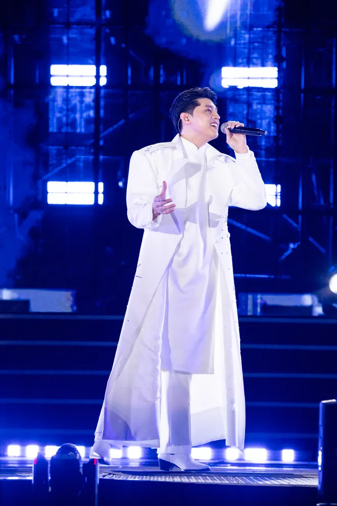 25.000 khán giả bùng nổ cảm xúc trong đêm V Concert - Rạng rỡ Việt Nam - Ảnh 9.