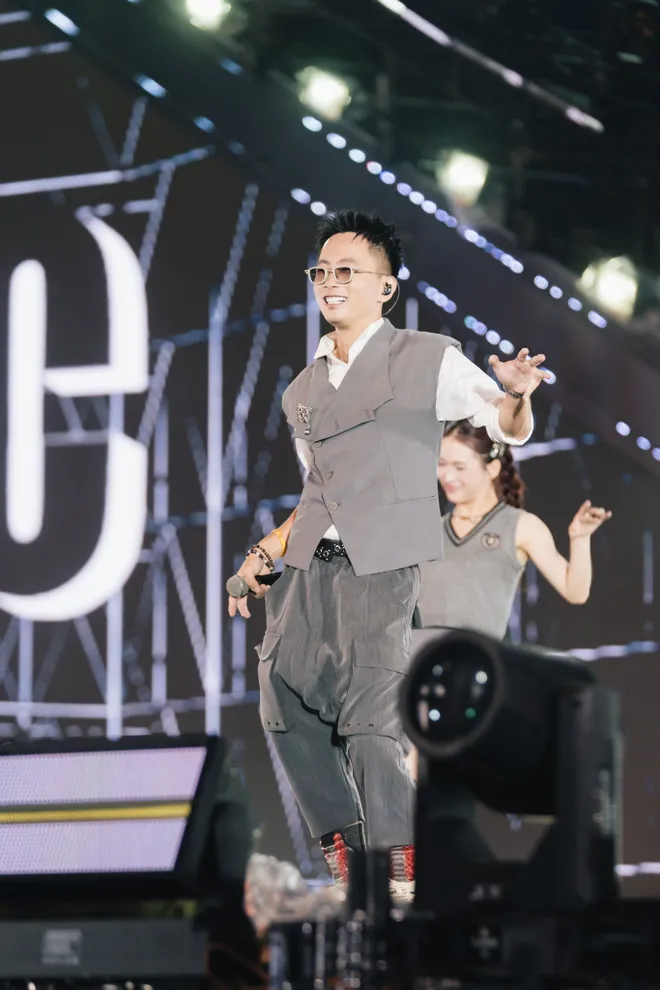 Đen muốn set diễn ở V Concert dài thêm - Ảnh 24.