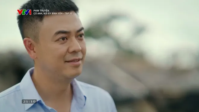 Có anh, nơi ấy bình yên - Tập 10: Huy điều tra trang trại lợn, ông Thứ quyết giữ ghế - Ảnh 5.