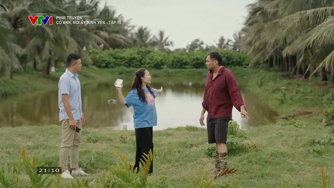 Có anh, nơi ấy bình yên - Tập 10: Huy điều tra trang trại lợn, ông Thứ quyết giữ ghế - Ảnh 4.