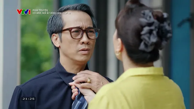 Có anh, nơi ấy bình yên - Tập 10: Huy điều tra trang trại lợn, ông Thứ quyết giữ ghế - Ảnh 12.
