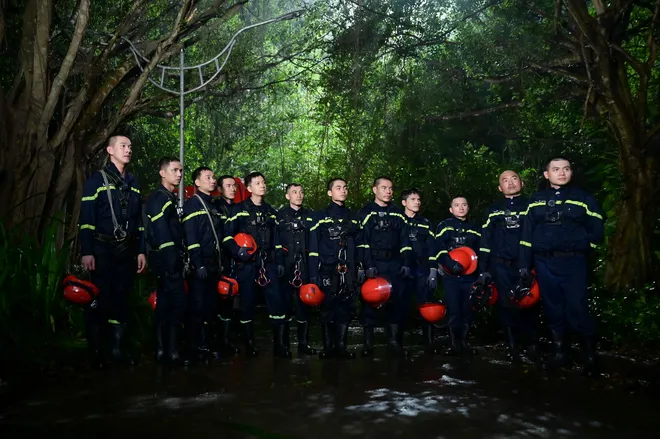 Truyền hình thực tế năm 2025 với hiệu ứng bùng nổ của Gia đình Haha và Chiến sĩ quả cảm - Ảnh 13.