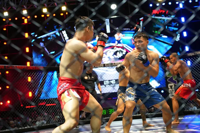 Những màn lên ngôi đầy cảm xúc tại sự kiện LION Championship 25- Ảnh 12. Những màn lên ngôi đầy cảm xúc tại sự kiện LION Championship 25- Ảnh 12.