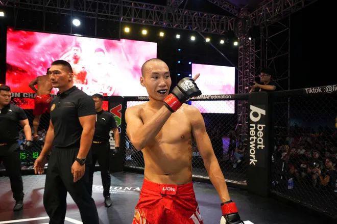 Những màn lên ngôi đầy cảm xúc tại sự kiện LION Championship 25- Ảnh 10. Những màn lên ngôi đầy cảm xúc tại sự kiện LION Championship 25- Ảnh 10.